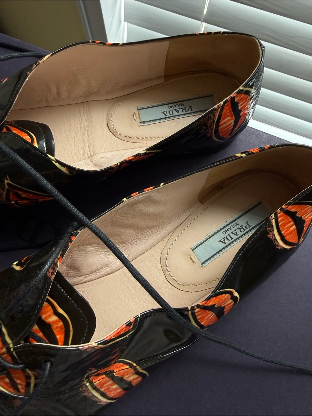 Prada Lips Print Lace-Up Shoes – Size 37 👠🖤🧡 - Picture 6 of 11